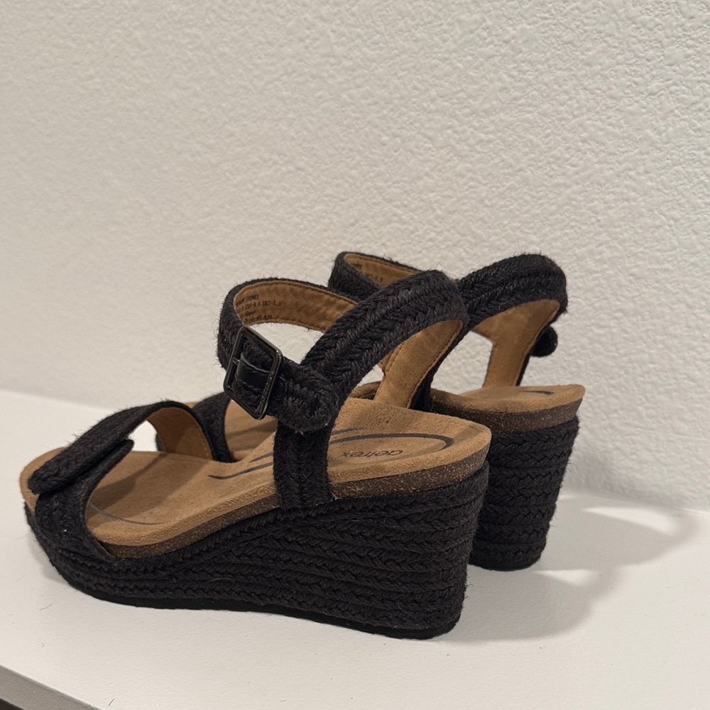 Aetrex Black Wedge Sandals - Picture 4 of 6